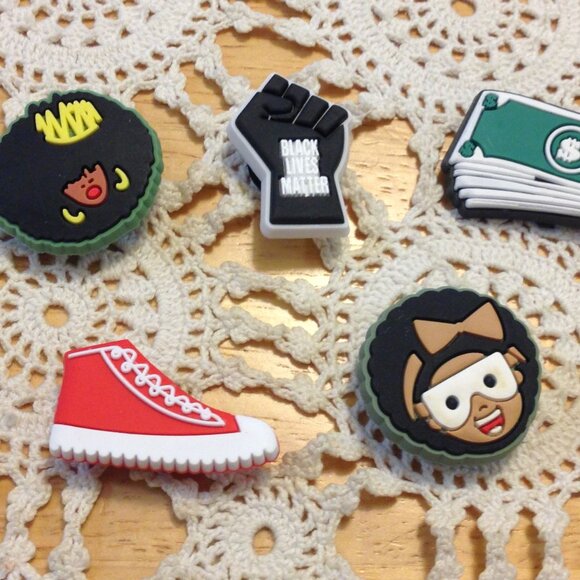 Shoe charms / jibbitz for crocs, Black Pride, Black Lives Matter - Picture 5 of 5